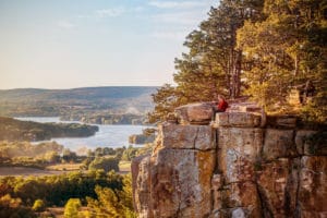 5 Stunning Hiking Trails Near Devils Lake State PArk